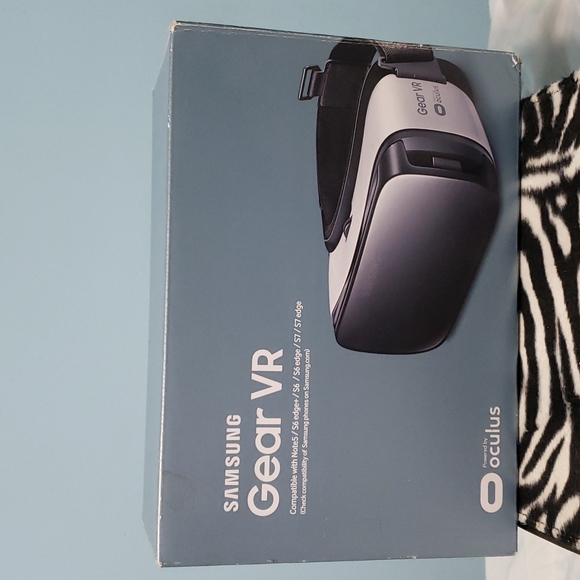Samsung Gear VR Headset